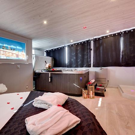 Suite Brooklyn Jacuzzi Vichy Dış mekan fotoğraf