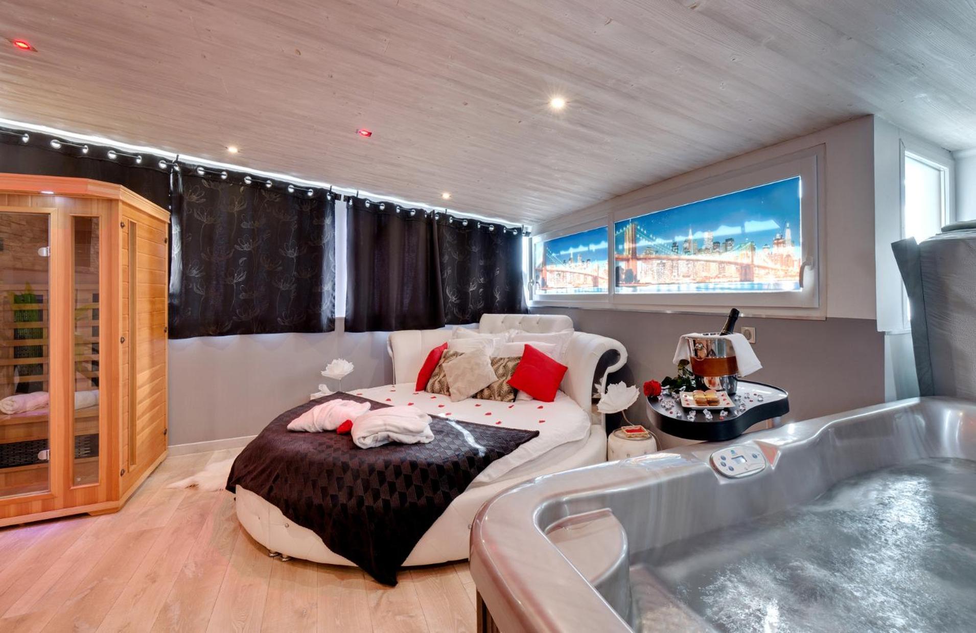 Suite Brooklyn Jacuzzi Vichy Dış mekan fotoğraf