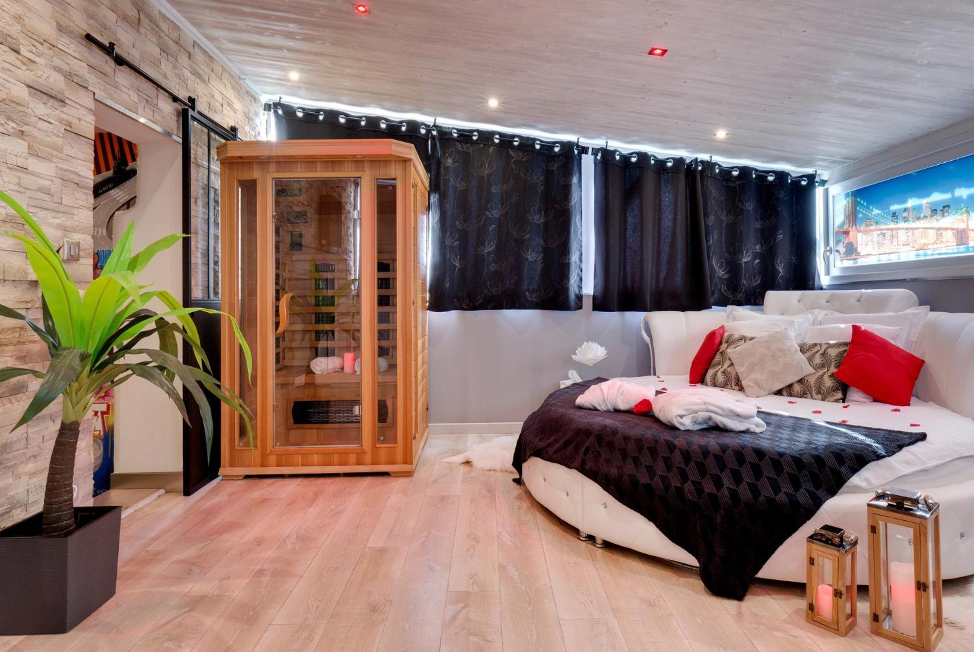 Suite Brooklyn Jacuzzi Vichy Dış mekan fotoğraf